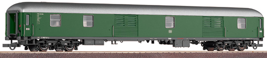 Baggage car<br /><a href='images/pictures/Roco/44744.jpg' target='_blank'>Full size image</a>